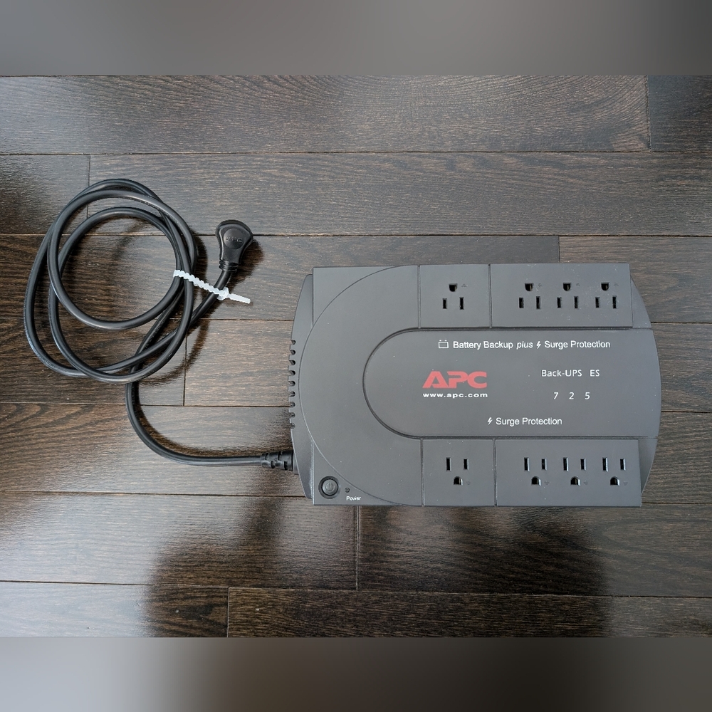 APC Battery Backup & Surge Protector;Back-UPS ES 725VA (BB725BB)